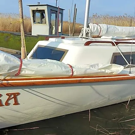 Pod Zlotym Debem Kąty Rybackie